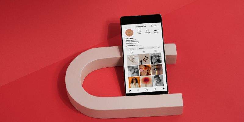 obsługa social media cennik