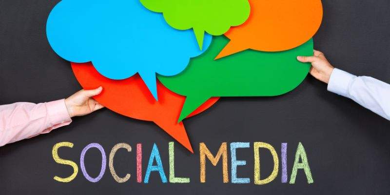 ile kosztuje prowadzenie social mediów