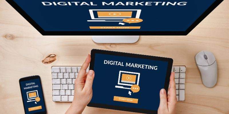 Co to jest marketing internetowy