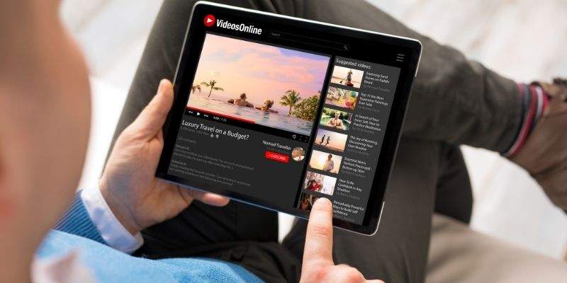 prowadzenie profili social media