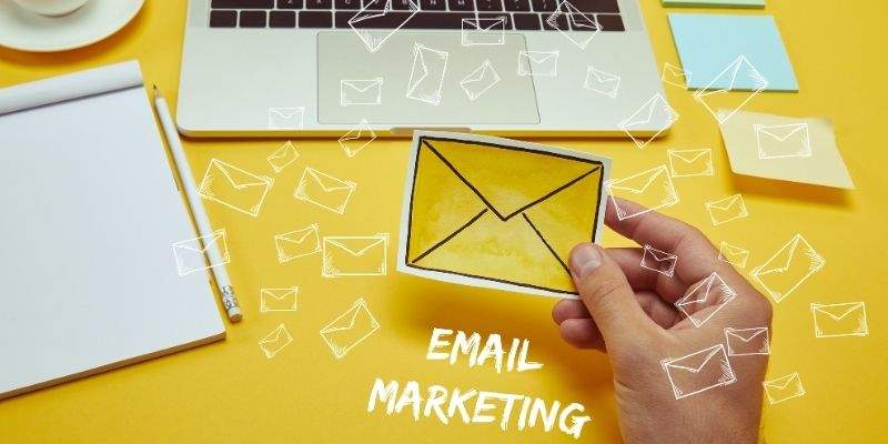 Co to jest marketing internetowy